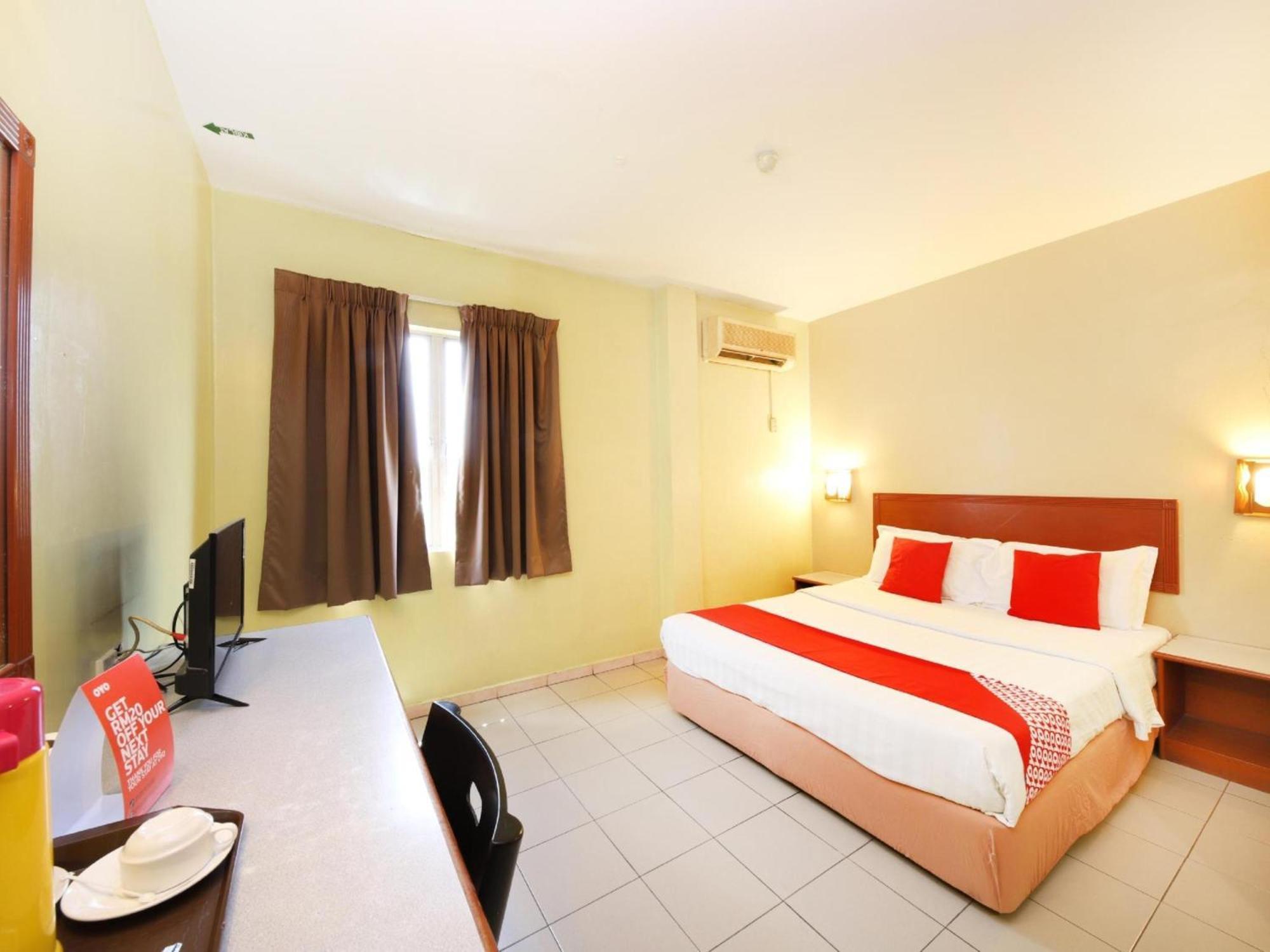 Super Oyo 447 Comfort Hotel Meru Klang Buitenkant foto