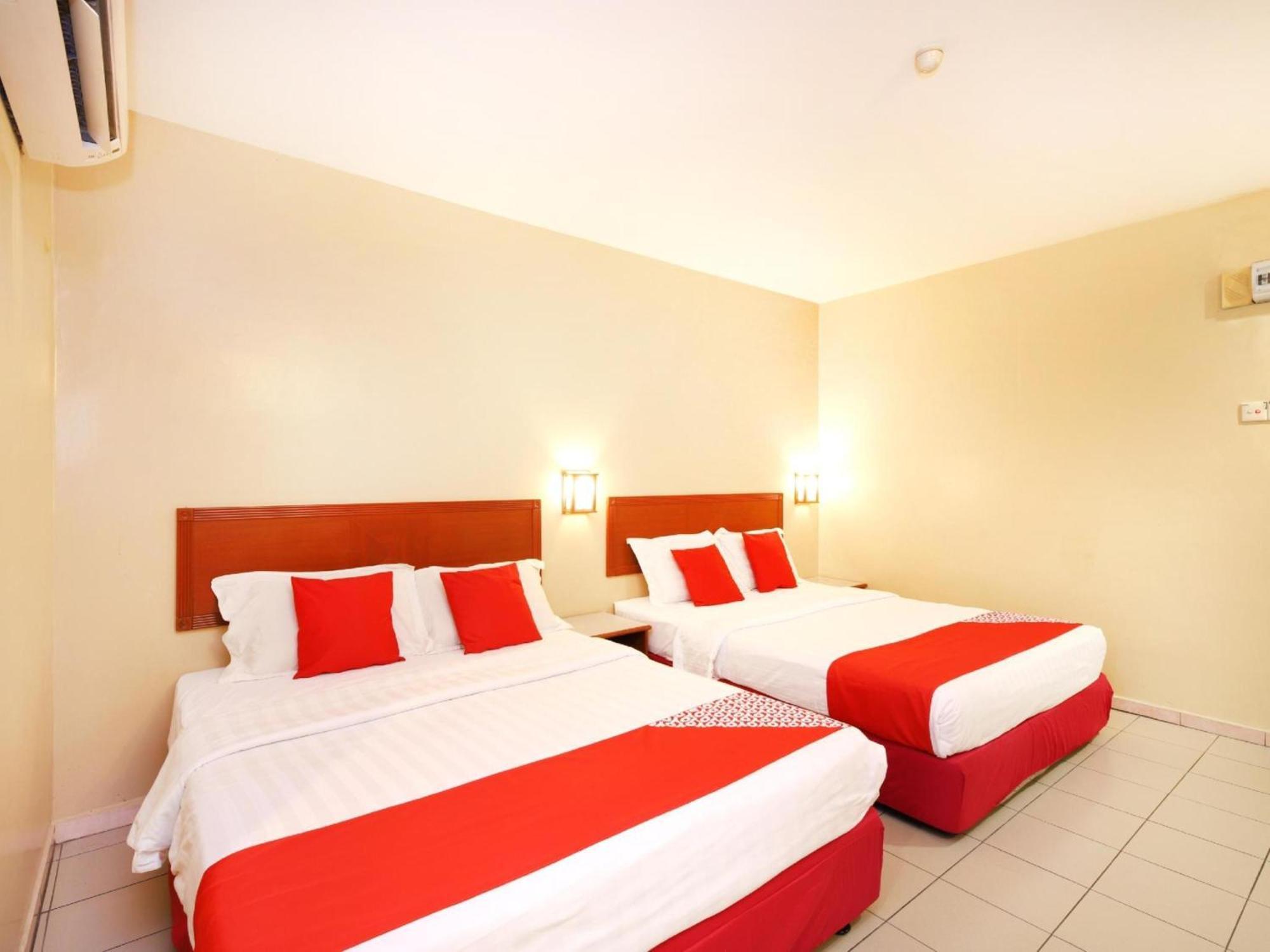 Super Oyo 447 Comfort Hotel Meru Klang Buitenkant foto